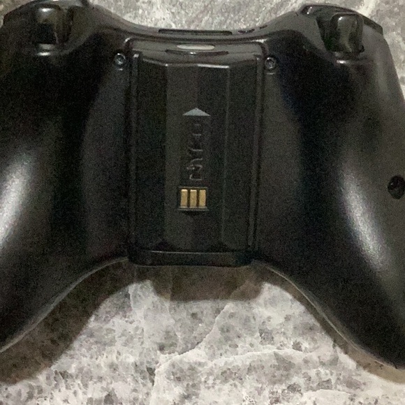 Preowned Xbox 360 Elite Controller Great Condition Like New . - Picture 6 of 11